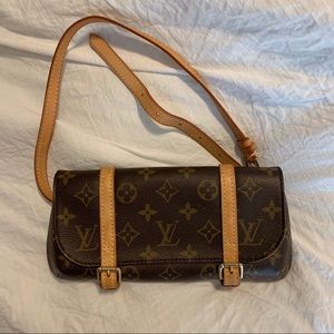 Louis Vuitton Fanny Pack